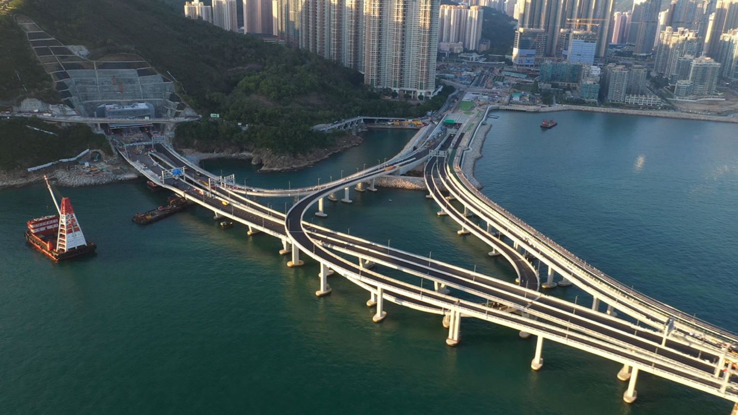 Tseung Kwan O – Lam Tin Tunnel (TKO-LTT): main tunnel and interchange.