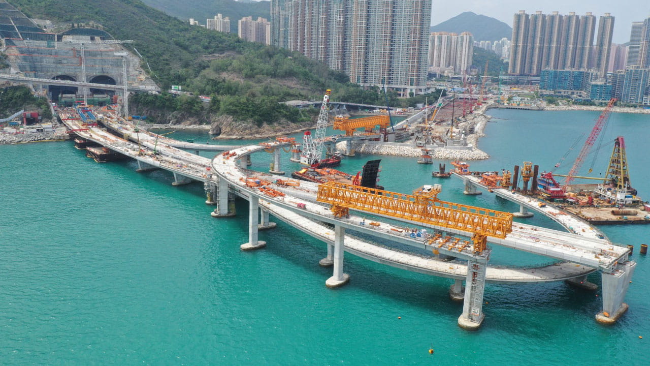 Aurecon was commissioned to deliver bridge design, geotechnical works and temporary work designs for Lam Tin Tunnel – Tseung Kwan O Interchange.