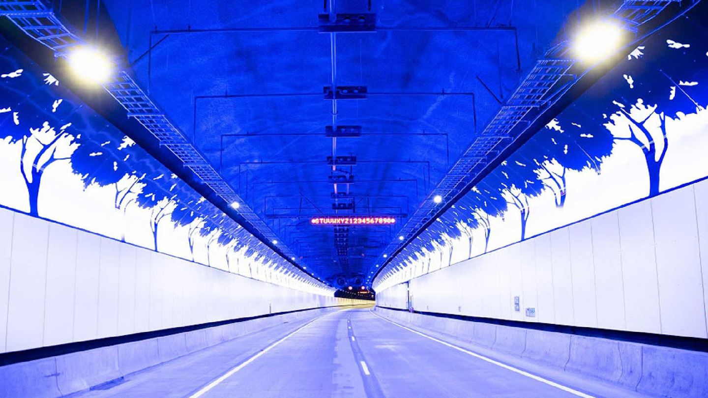 NorthConnex makes motorists travel without a single set of traffic lights, paving the way for more efficient state and national freight movements.