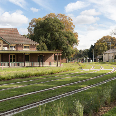 The Parramatta Light Rail designs are engineered with the urban realm proposals to enhance the visual appeal of the alignment through Westmead, Parramatta and beyond.