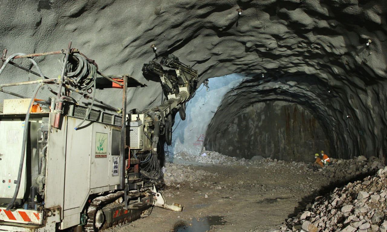 Aurecon provided geotechnical, civil and tunnel engineering for Contract 904 for Contractor Kier-Laing O’Rourke-Kaden Joint Venture.