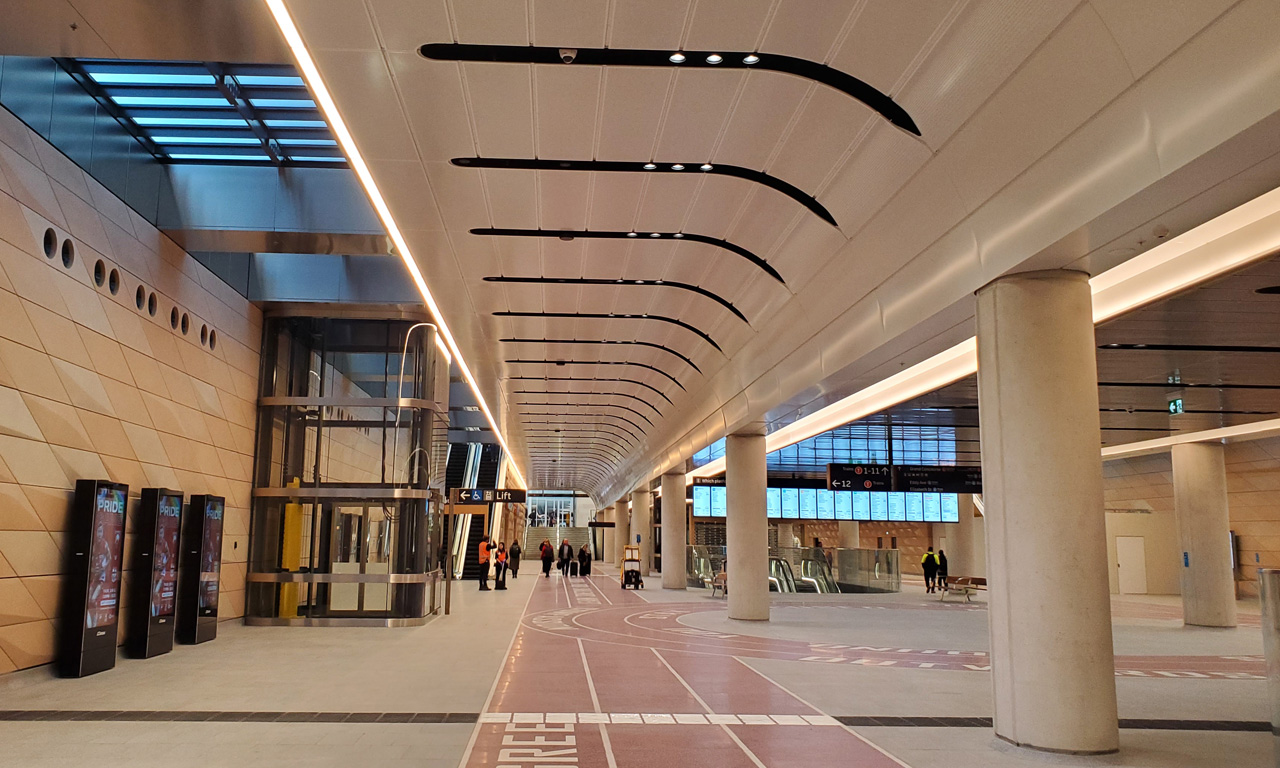 The North-South concourse is a transition zone linking Central Walk.