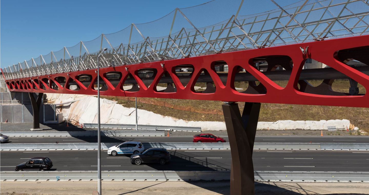 Tirohanga Whānui Bridge ensures bridge users safety for Auckland community.