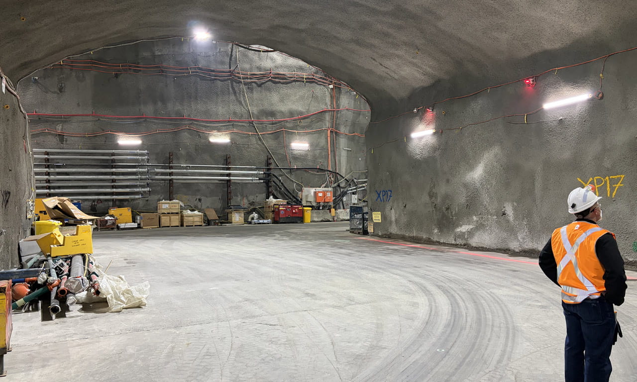 Using tunnel boring machines for Western Harbour Tunnel generated cost savings, eliminated dredging, and removed the need for construction sites and coffer dams at Berrys Bay and Yurulbin Point. 