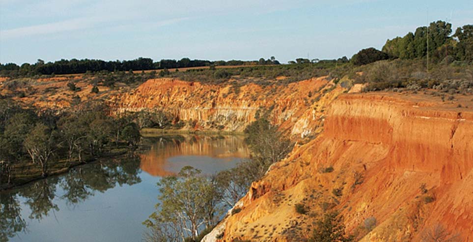 Aurecon and Sinclair Knight Merz jointly provided assessments of over 30 potential large-scale potable water supply options for the Victorian water industry identified to augment Melbourne’s existing water system over a 50 year horizon.
