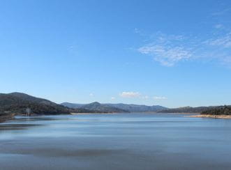 View of the Wyangala Dam in New South Wales, where Aurecon and KBR partnered with WaterNSW to boost the region’s water security.
