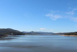 View of the Wyangala Dam in New South Wales, where Aurecon and KBR partnered with WaterNSW to boost the region’s water security.
