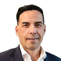 Ben Houkamau